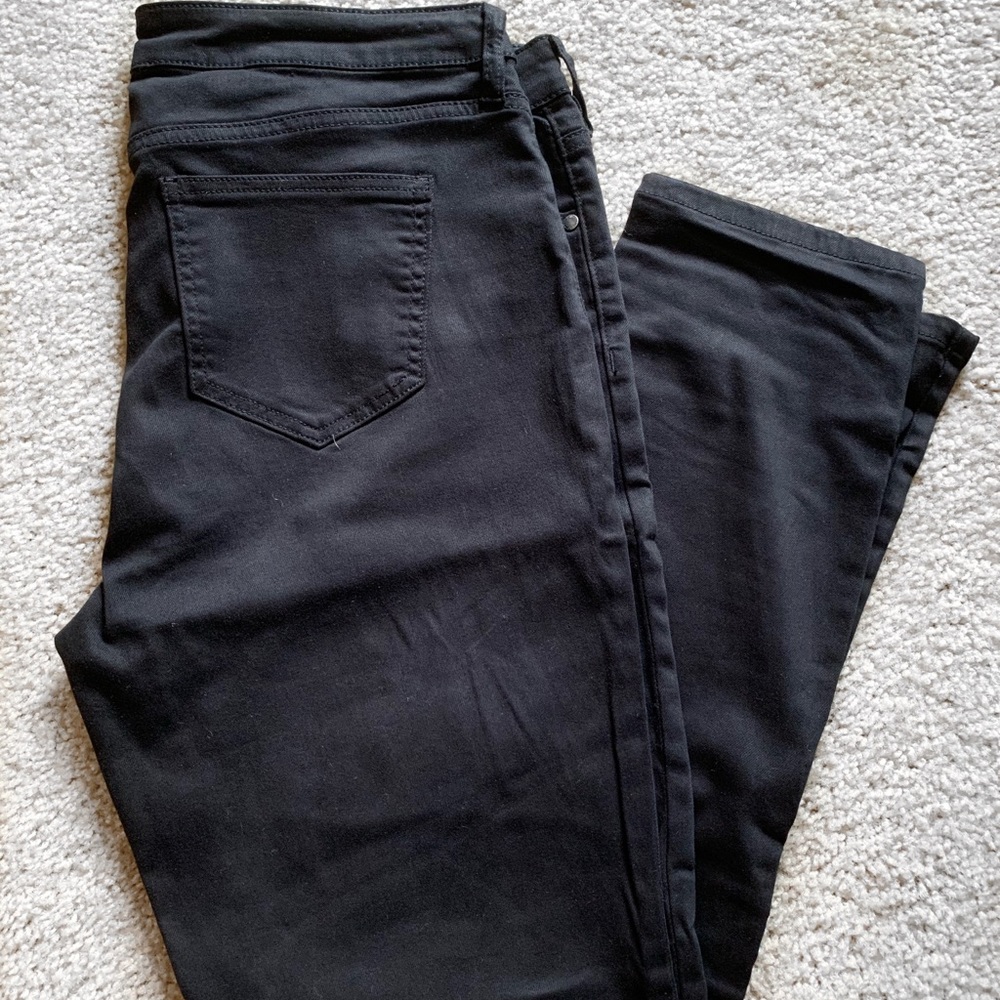 Black Denim Skinny Jeans NWOT